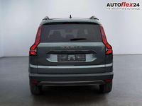 Neu Dacia Jogger Extreme 101 PS (74 kW) 2025 Zeder grün metallic Van / Kleinbus