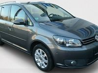Gebraucht VW Touran Life 105 PS (77 kW) 2013 Grau metallic Van / Kleinbus