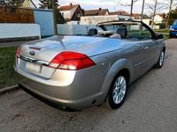 Gebraucht Ford Focus Cabriolet Titanium 145 PS (106 kW) 2007 Grau Cabrio