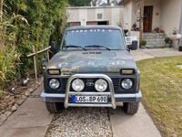 Gebraucht Lada niva 83 PS (61 kW) 2009 Grün SUV