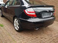 Gebraucht Mercedes C200 2008 Blau Coupé