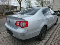 Gebraucht VW Passat 150 PS (110 kW) 2006 Silber Limousine
