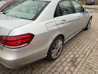 Gebraucht Mercedes E200 136 PS (100 kW) 2013 Silber Limousine