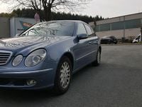 Second-hand Mercedes E220 150 CP (110 kW) 2004 Albastru Berlinǎ
