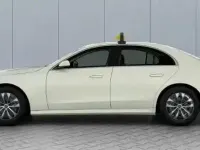 Gebraucht Mercedes E200 Avantgarde 163 PS (119 kW) 2026 Beige Limousine