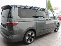 Używany VW Multivan Edition 150 KM (110 kW) 2024 Andere Minivan