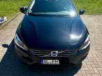 Gebraucht Volvo V60 136 PS (100 kW) 2015 Schwarz Kombi
