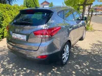 Gebraucht Hyundai ix35 Premium 163 PS (119 kW) 2012 Grau SUV