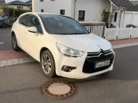 Gebraucht Citroën DS4 So Chic 111 PS (81 kW) 2012 Weiß Kleinwagen