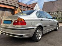 Gebraucht BMW 325 192 PS (141 kW) 2001 Silber Limousine