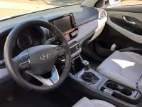 Gebraucht Hyundai i30 Premium 110 PS (80 kW) 2017 Weiß Limousine