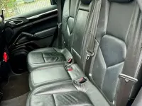 Second-hand Porsche Cayenne 245 CP (180 kW) 2012 Gri SUV