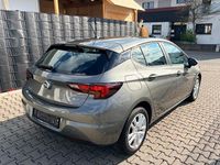 Gebraucht Opel Astra 105 PS (77 kW) 2016 Grau Kleinwagen