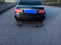 Gebraucht Mercedes E220 170 PS (125 kW) 2010 Grau Limousine