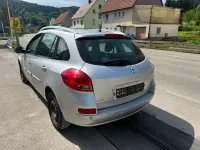 Gebraucht Renault Clio II 101 PS (74 kW) 2010 Silber Limousine