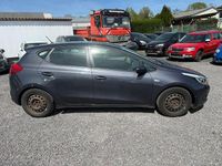 Second-hand Kia Ceed 135 CP (99 kW) 2013 Negru Hatchback