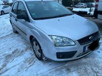 Gebraucht Ford Focus 100 PS (73 kW) 2006 Silber Kleinwagen