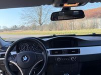 Second-hand BMW 325 218 CP (160 kW) 2008 Argintiu Berlinǎ