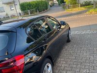 Gebraucht BMW 116 136 PS (100 kW) 2012 Schwarz Kleinwagen