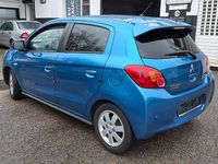 Gebraucht Mitsubishi Space Star Top 80 PS (58 kW) 2015 Atollblau (p) Kleinwagen