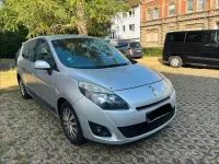 Gebraucht Renault Grand Scénic III 106 PS (77 kW) 2010 Silber Van / Kleinbus