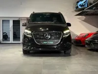 Gebraucht Mercedes V300 Exclusive 237 PS (174 kW) 2024 Schwarz Van / Kleinbus