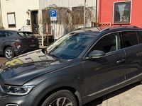 Gebraucht VW T-Roc Style 150 PS (110 kW) 2023 Grau SUV