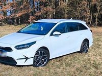 Gebraucht Kia Ceed 160 PS (117 kW) 2021 Weiß Kleinwagen