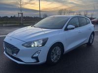 Gebraucht Ford Focus Cool & Connect 120 PS (88 kW) 2020 Weiß Limousine