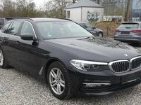 Gebraucht BMW 520 Performance 190 PS (139 kW) 2017 Black sapphire metallic Kombi