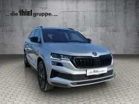 Gebraucht Skoda Karoq SportLine 150 PS (110 kW) 2023 Brilliantsilber metallic SUV