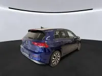 Gebraucht VW Golf VIII Active 150 PS (110 kW) 2023 Blau Limousine