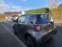 Gebraucht Toyota iQ 68 PS (50 kW) 2010 Bronze Kleinwagen