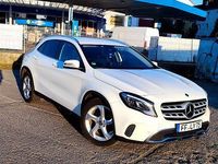 Gebraucht Mercedes GLA180 122 PS (89 kW) 2017 Weiß SUV