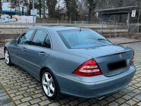 Gebraucht Mercedes C230 204 PS (150 kW) 2005 Grau Limousine