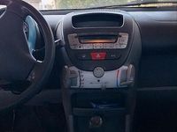 Gebraucht Peugeot 107 68 PS (50 kW) 2008 Schwarz Kleinwagen