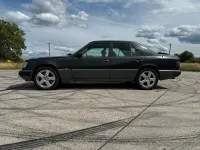 Gebraucht Mercedes E320 220 PS (161 kW) 1993 Grau Limousine