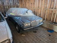 Gebraucht Mercedes E230 120 PS (88 kW) 1986 Silber Limousine