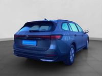 Gebraucht VW Passat Basis 150 PS (110 kW) 2025 Grau Kombi