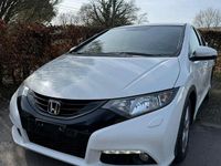 Gebraucht Honda Civic 122 PS (89 kW) 2015 Weiß Limousine