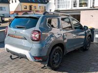 Gebraucht Dacia Duster Extreme 116 PS (85 kW) 2022 Grau SUV