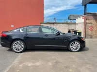 Używany Jaguar XF 241 KM (177 kW) 2011 Czarny Sedan/Limuzyna