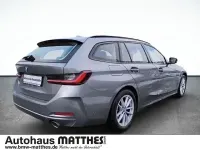 Gebraucht BMW 318 Shadowline 156 PS (114 kW) 2023 Grau Kombi