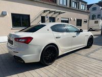 Gebraucht Maserati Ghibli 430 PS (316 kW) 2018 Weiß Limousine