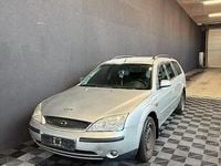 Gebraucht Ford Mondeo 145 PS (106 kW) 2002 Grau Kombi
