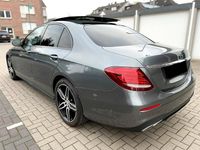 Gebraucht Mercedes E220 AMG line 194 PS (142 kW) 2016 Grau Limousine