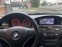 Gebraucht BMW 320 170 PS (125 kW) 2009 Schwarz Kombi