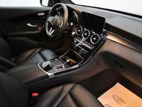 Gebraucht Mercedes GLC300e 194 PS (142 kW) 2021 Grau Limousine