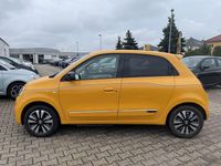 Gebraucht Renault Twingo Techno 60 kW (82 PS) 2023 Gelb Kleinwagen
