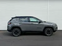 Gebraucht Jeep Compass 179 PS (131 kW) 2024 Grau SUV